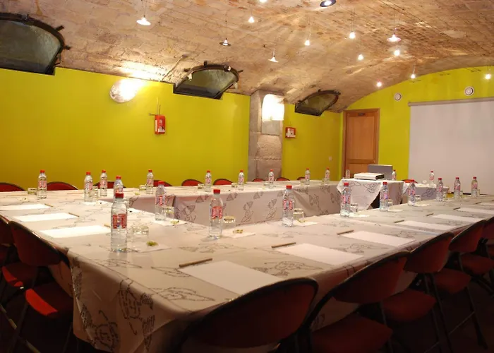 Claret Bercy Hotel 3*