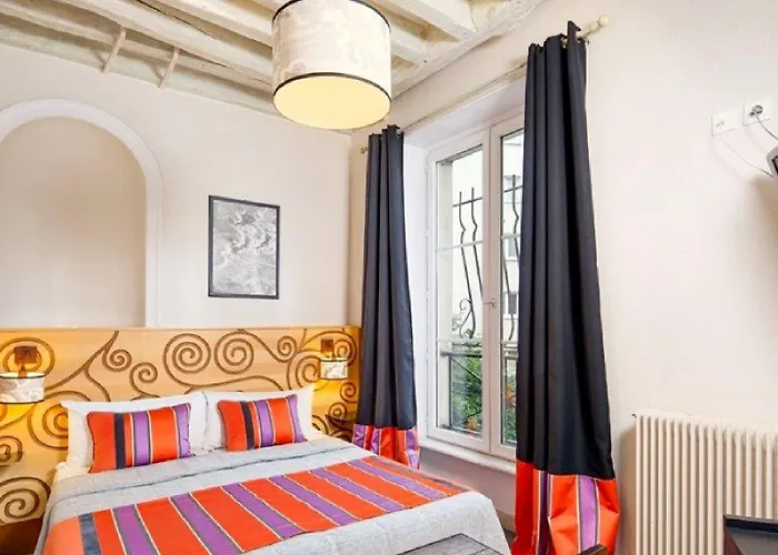 Claret Bercy Hotel 3*