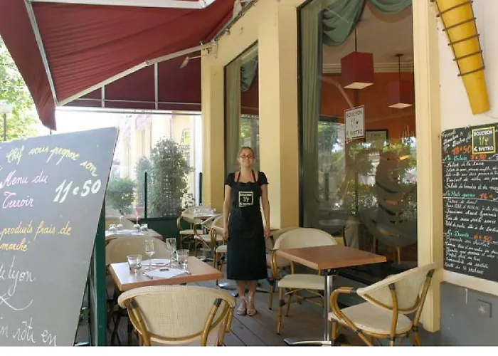 Hotel Claret Bercy 3*