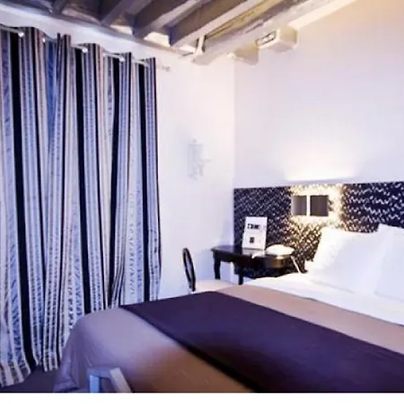 Hotel Claret Bercy 3*