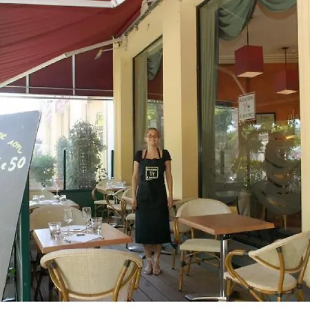 Hotel Claret Bercy 3*
